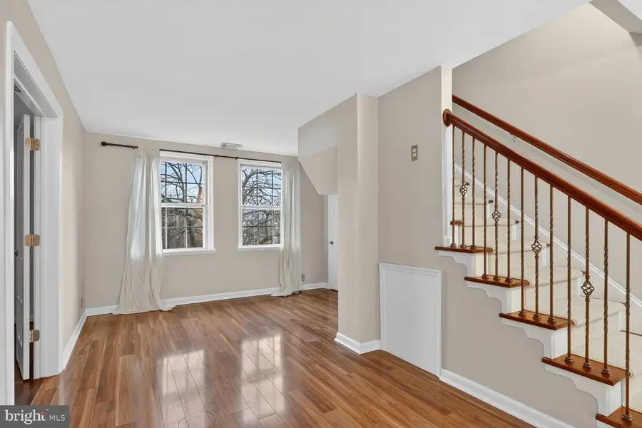 4426 36th St S #b2, Arlington, VA 22206 - Image #3