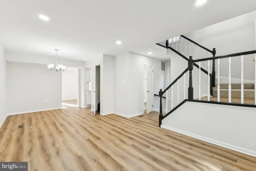 2452 S Walter Reed Dr #3, Arlington, VA 22206 - Image #3