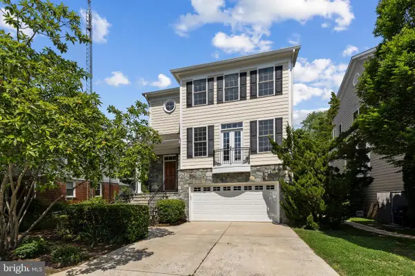 127 S Highland St, ARLINGTON, VA 22204