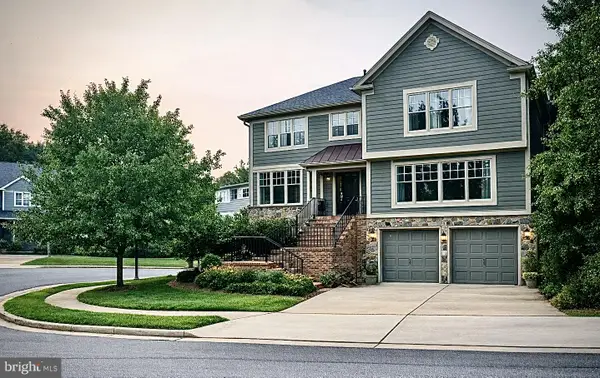 6907 30th St N, ARLINGTON, VA 22213