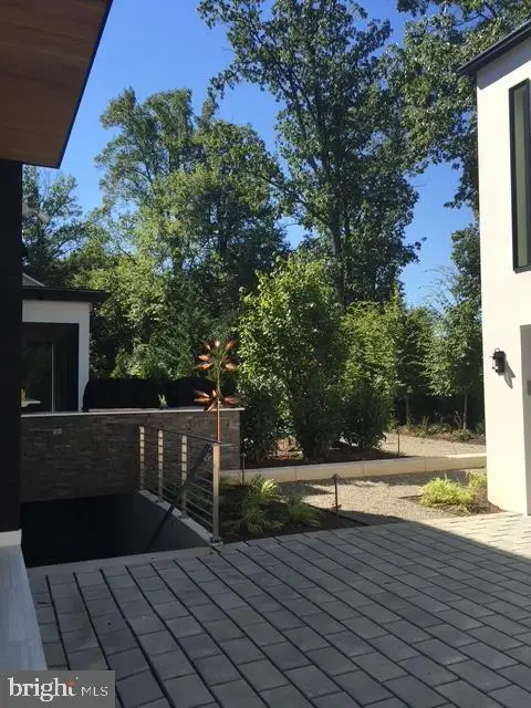 2318 N Richmond St, Arlington, VA 22207 - Image #3