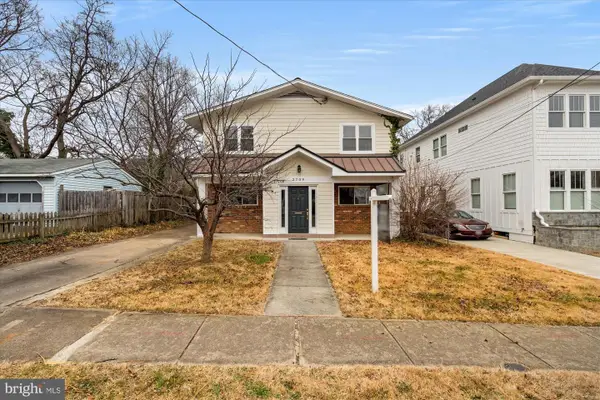 2709 12th St S, ARLINGTON, VA 22204