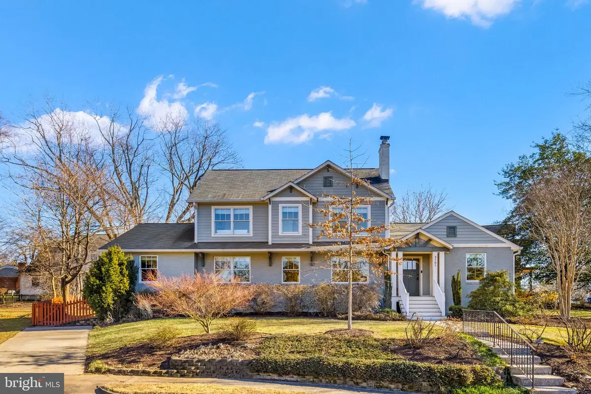 3101 N Toronto St, Arlington, VA 22213 - Image #1