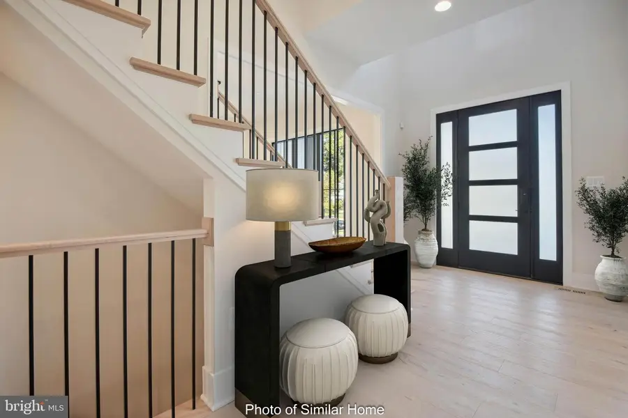 2005 N Taylor St, Arlington, VA 22207 - #2