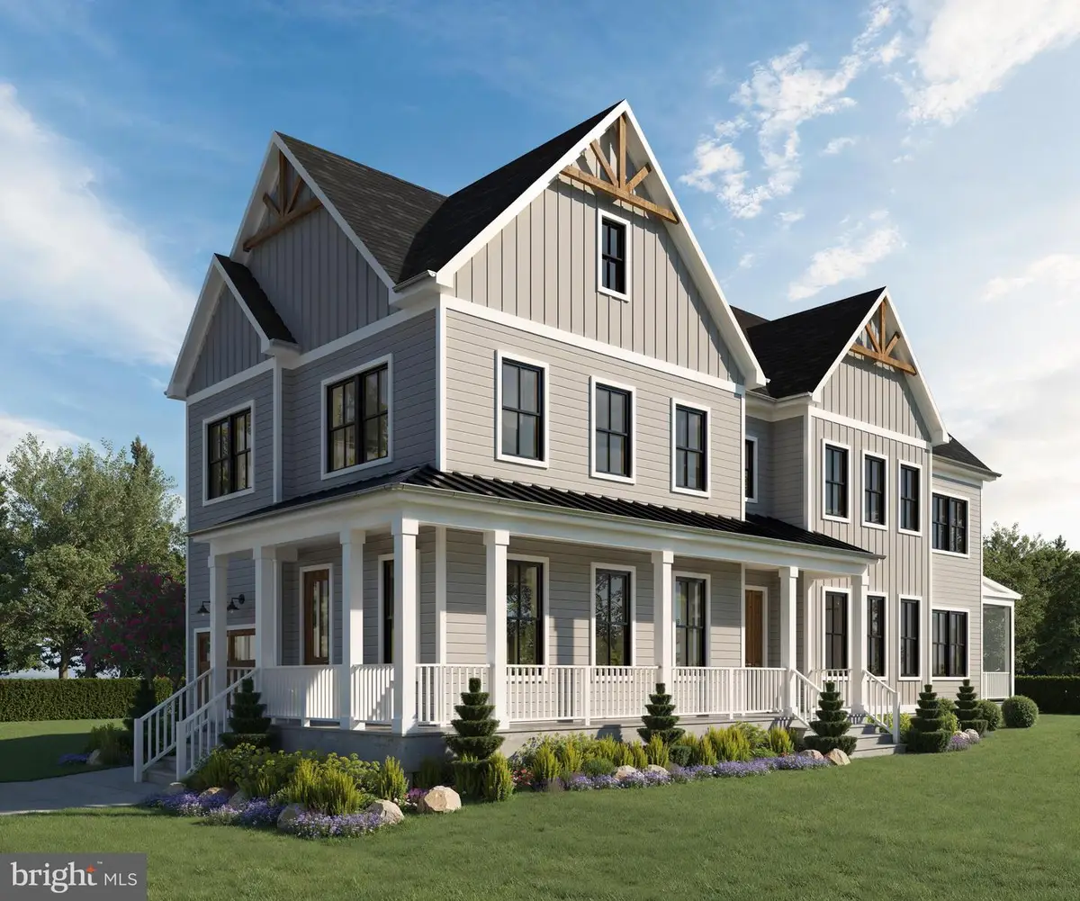 733 S Wayne St, Arlington, VA 22204 - Image #1