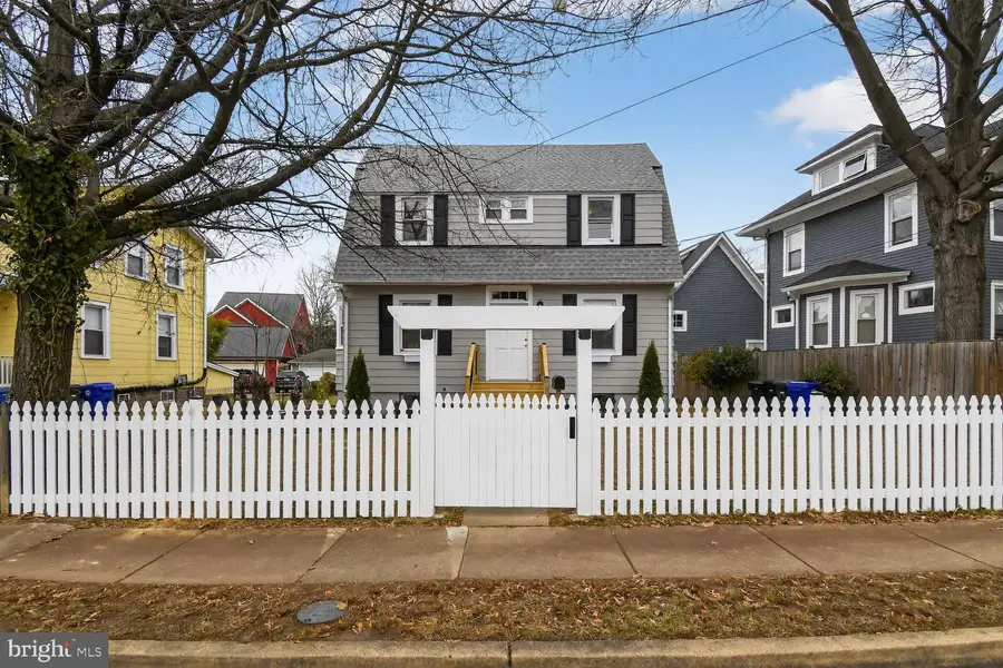 1726 N Veitch St, Arlington, VA 22201 - Image #2