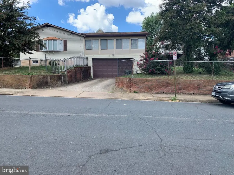 1942 S Lowell St, Arlington, VA 22204 - #2
