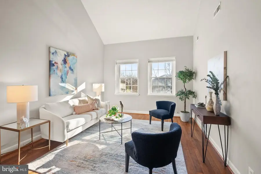 3046 S Abingdon St #c1, Arlington, VA 22206 - Image #3