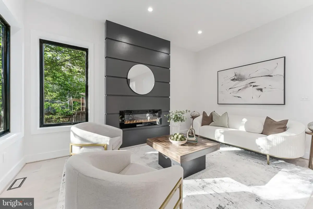 5524 5th St S, Arlington, VA 22204 - Image #1