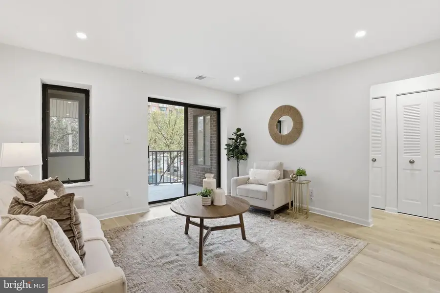 1020 N Stafford St #202, Arlington, VA 22201 - #2