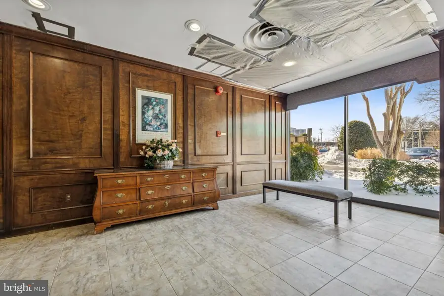 5565 Columbia #412, Arlington, VA 22204 - Image #2