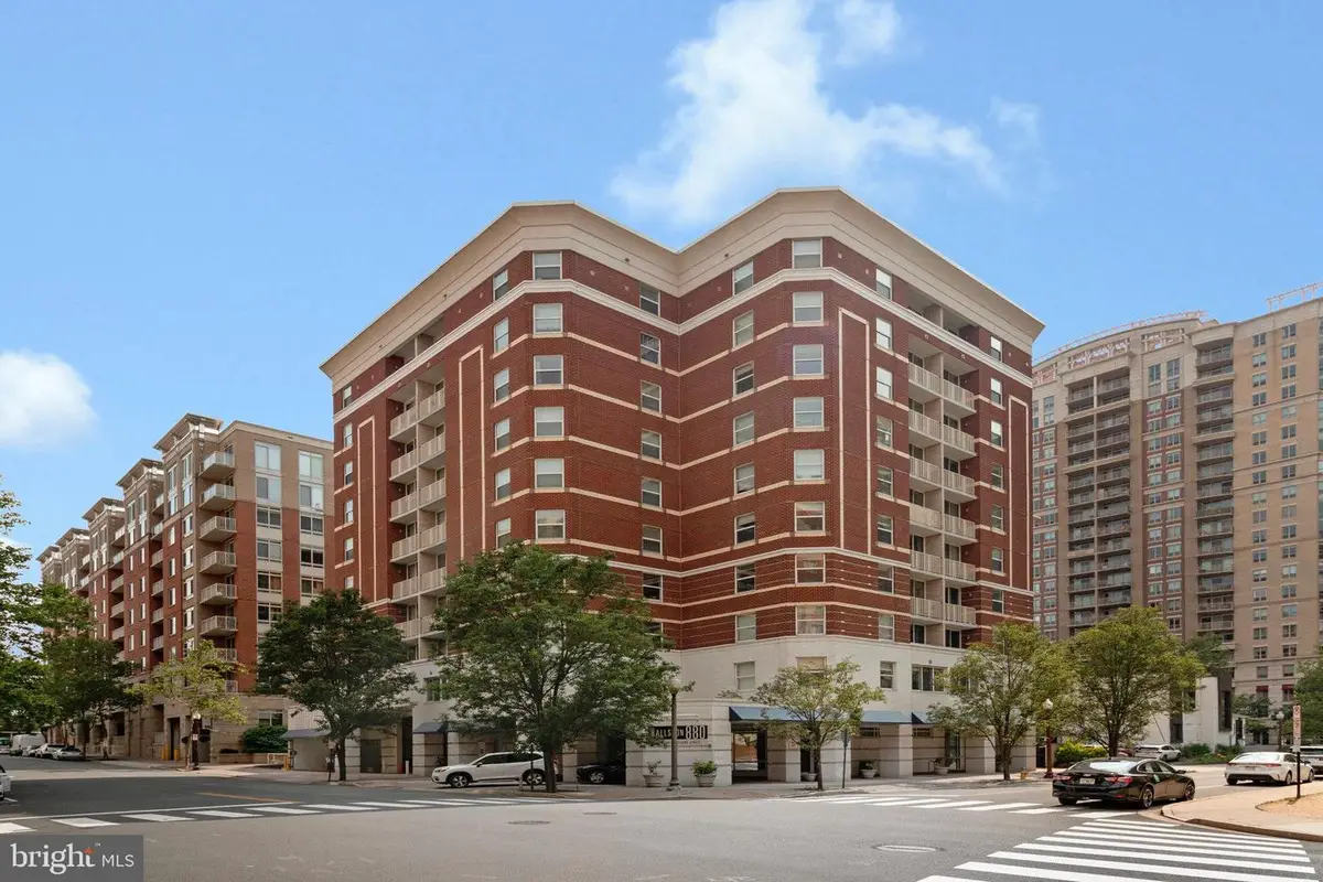 880 N Pollard St N #703, Arlington, VA 22203 - #1