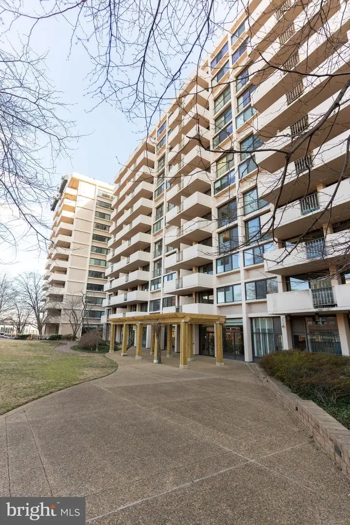 4141 N Henderson Rd #1116, Arlington, VA 22203 - Image #2