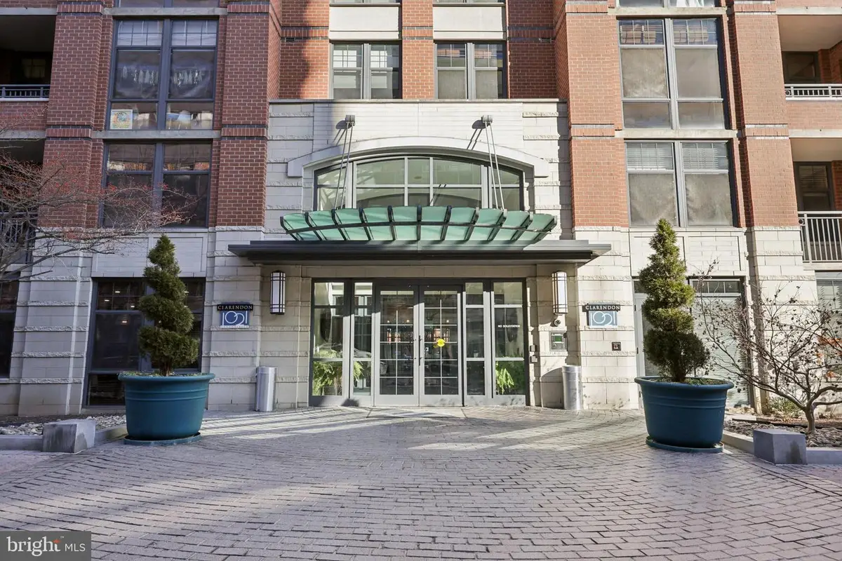 1021 N Garfield St #819, Arlington, VA 22201 - Image #1