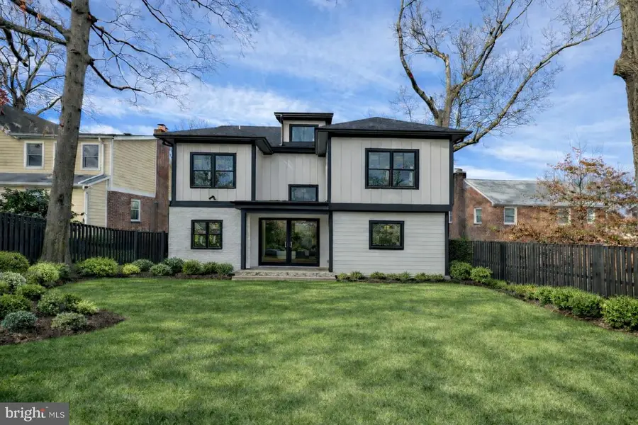 734 26th St S, Arlington, VA 22202 - Image #2