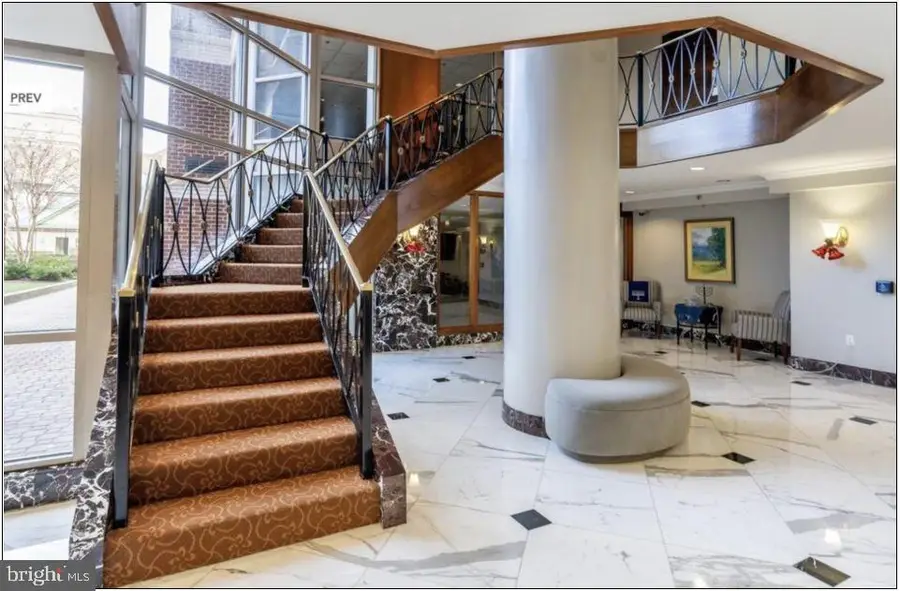 1276 N Wayne St N #1211, Arlington, VA 22201 - Image #3