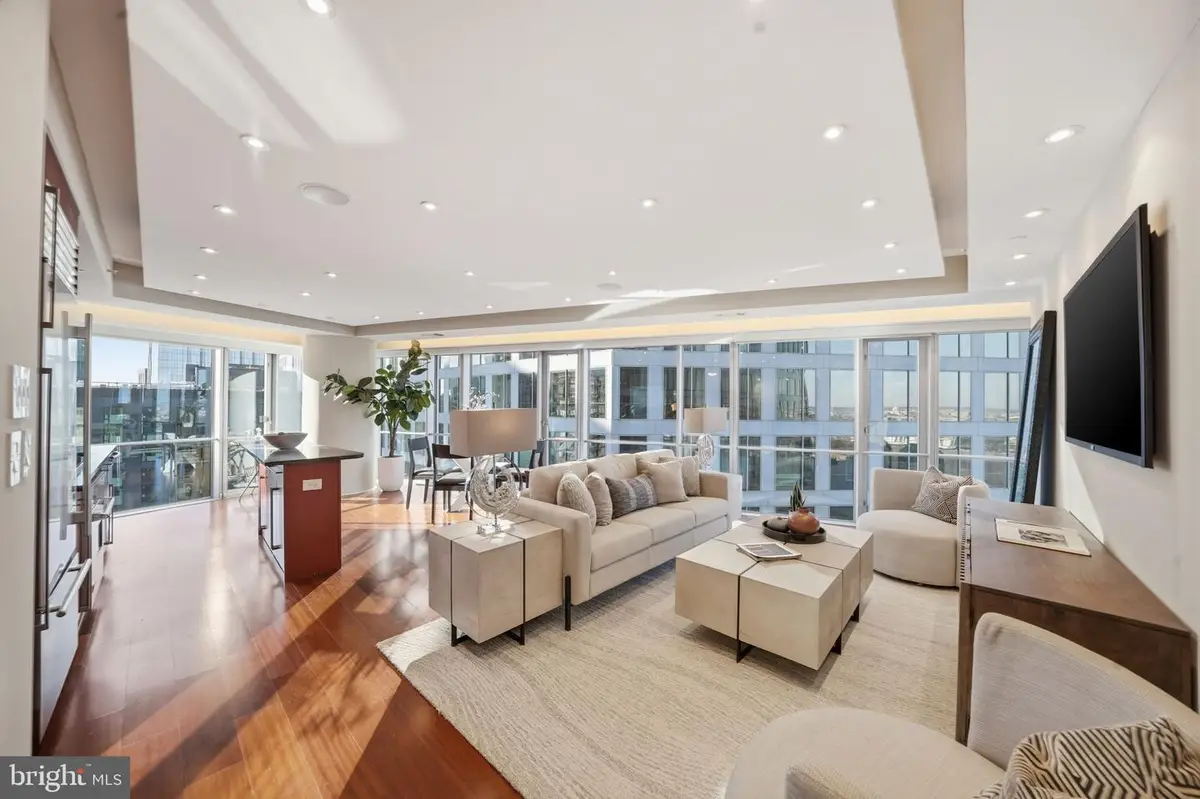 1111 19th St N #2705, Arlington, VA 22209 - #1