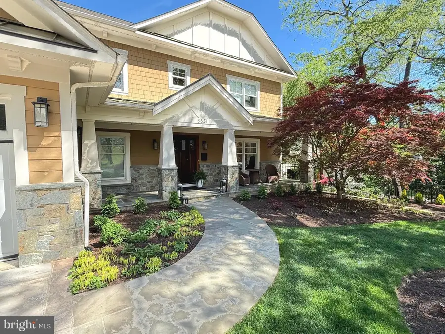 3651 N Harrison St N, Arlington, VA 22207 - #2