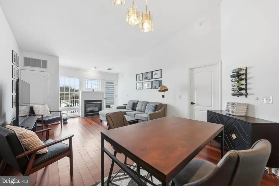 6940 Fairfax Dr #406, Arlington, VA 22213 - Image #2