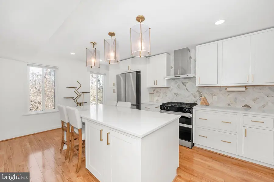 5025 7th Rd S #202, Arlington, VA 22204 - Image #3