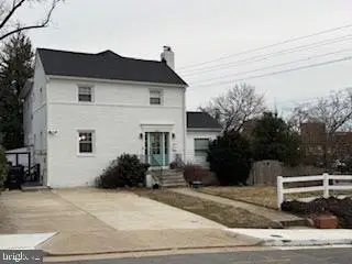 3111 S Hill St, ARLINGTON, VA 22202