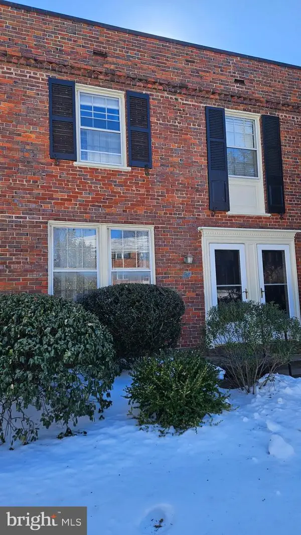 1400 S Edgewood St #515, ARLINGTON, VA 22204