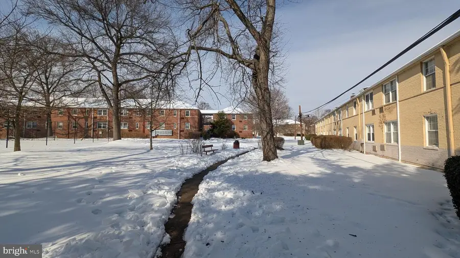 202 N George Mason Dr N #202-2, Arlington, VA 22203 - Image #3