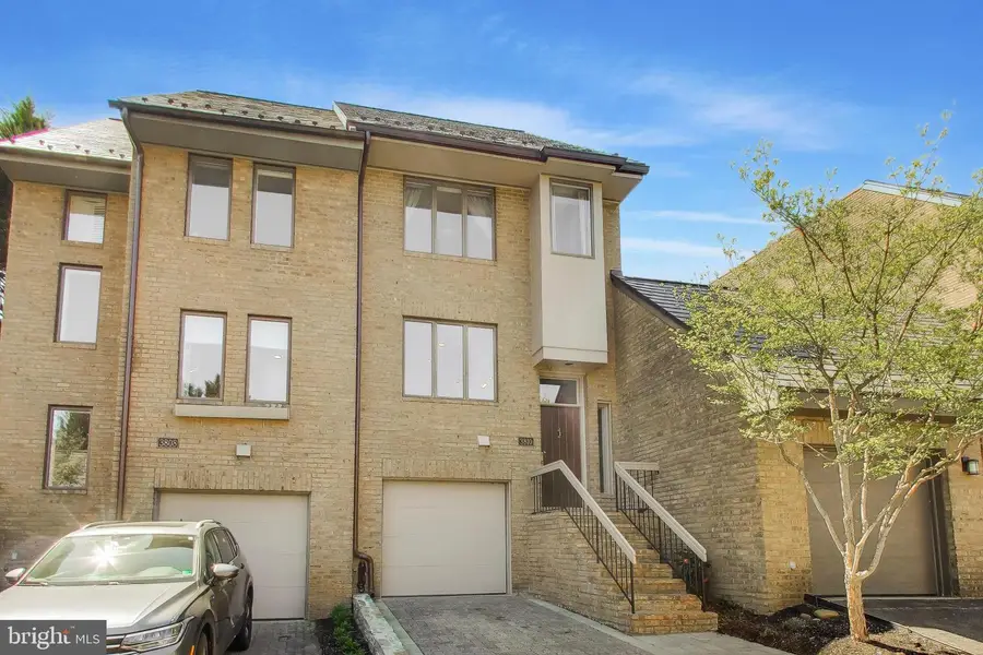 3810 N Richmond St, Arlington, VA 22207 - #2