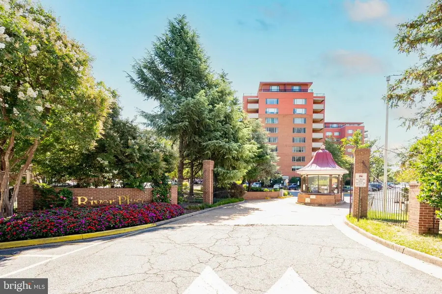 1011 Arlington Blvd #1112, Arlington, VA 22209 - Image #2