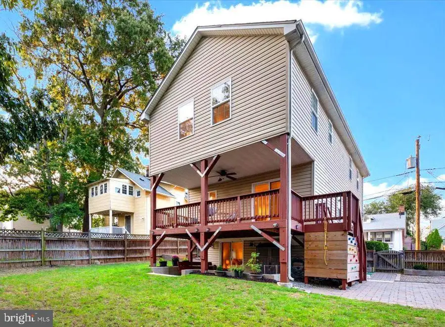 1720 14th St S, Arlington, VA 22204 - #3