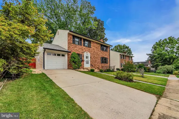 2339 N Powhatan St, ARLINGTON, VA 22205