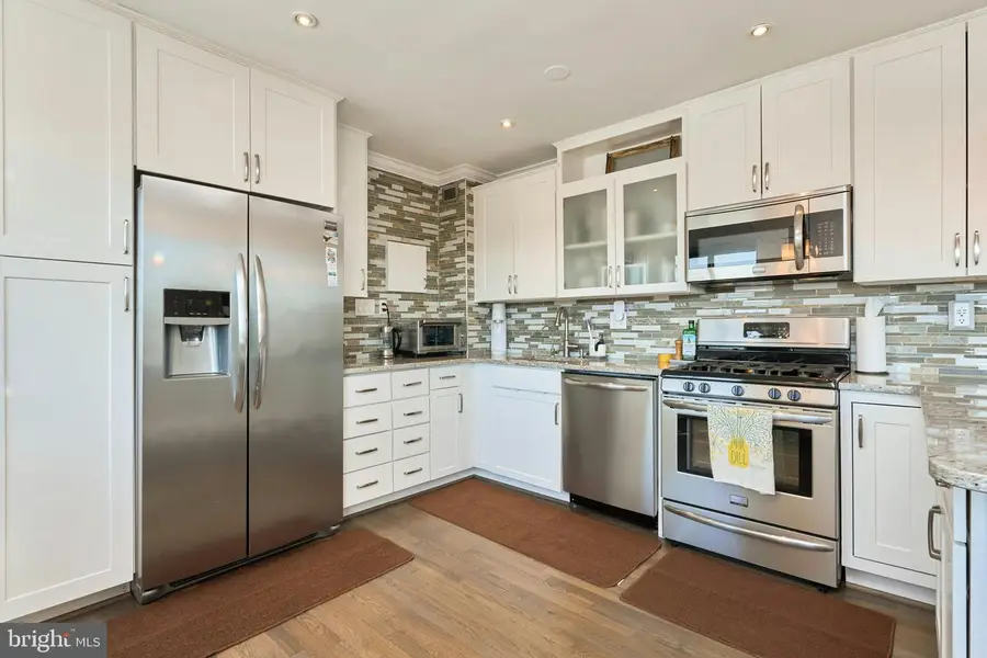 1300 S Arlington Ridge Rd #504, Arlington, VA 22202 - Image #3