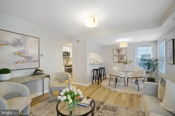 2929 S Woodstock St #a, ARLINGTON, VA 22206