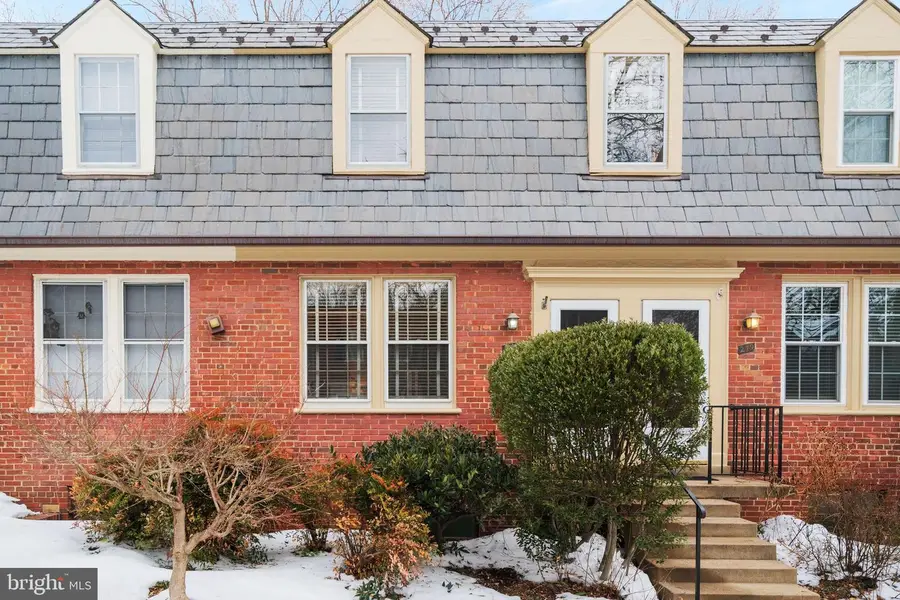 1030 S Barton St #280, Arlington, VA 22204 - #2