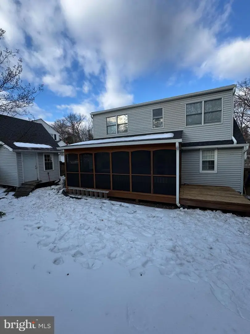 2406 S Dinwiddie St, Arlington, VA 22206 - #3