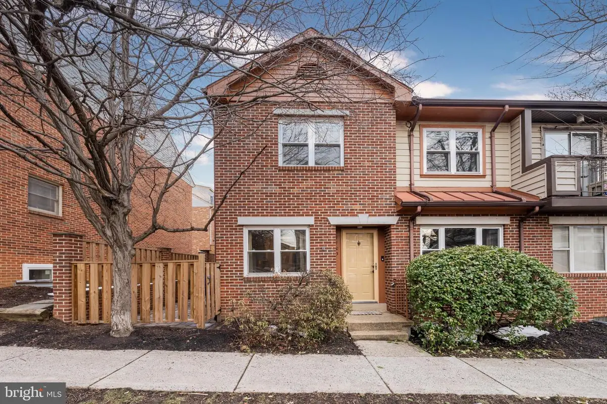 1103 N Vernon St, Arlington, VA 22201 - #1