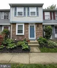 1604 10th St S, ARLINGTON, VA 22204
