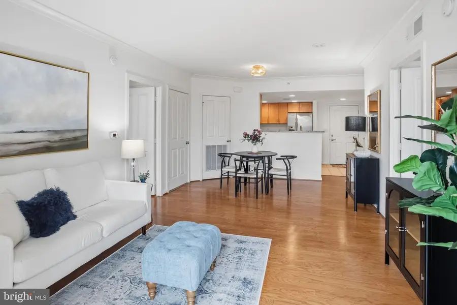 2220 Fairfax Dr #412, Arlington, VA 22201 - #2