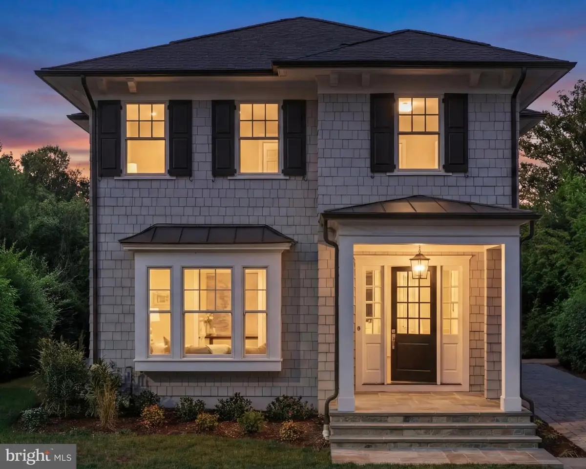 632 N Kenmore St, Arlington, VA 22201 - #1