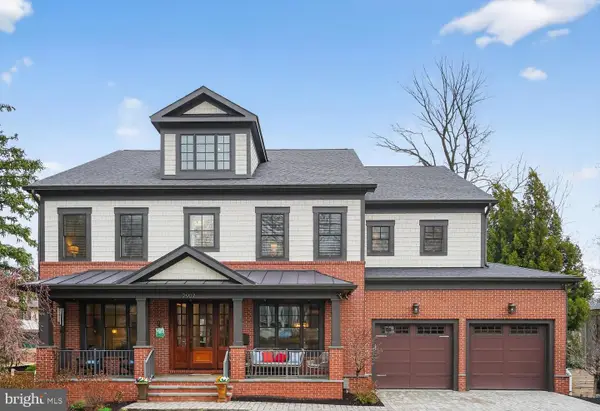 2907 N Kensington St, ARLINGTON, VA 22207