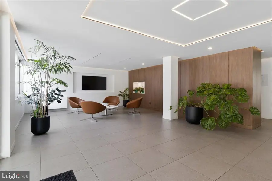 1301 S Arlington Ridge Rd #609, Arlington, VA 22202 - #3