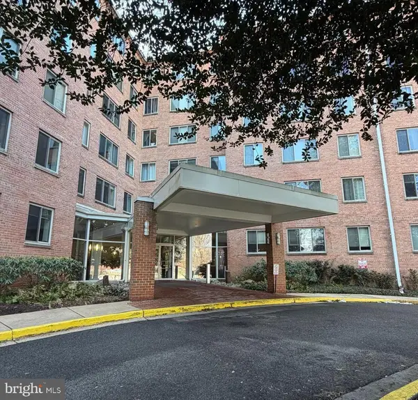 3000 Spout Run Pkwy #b311, ARLINGTON, VA 22201