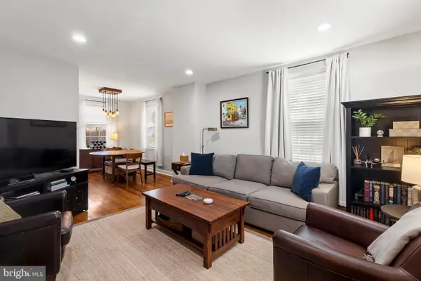 3045 S Abingdon St, ARLINGTON, VA 22206