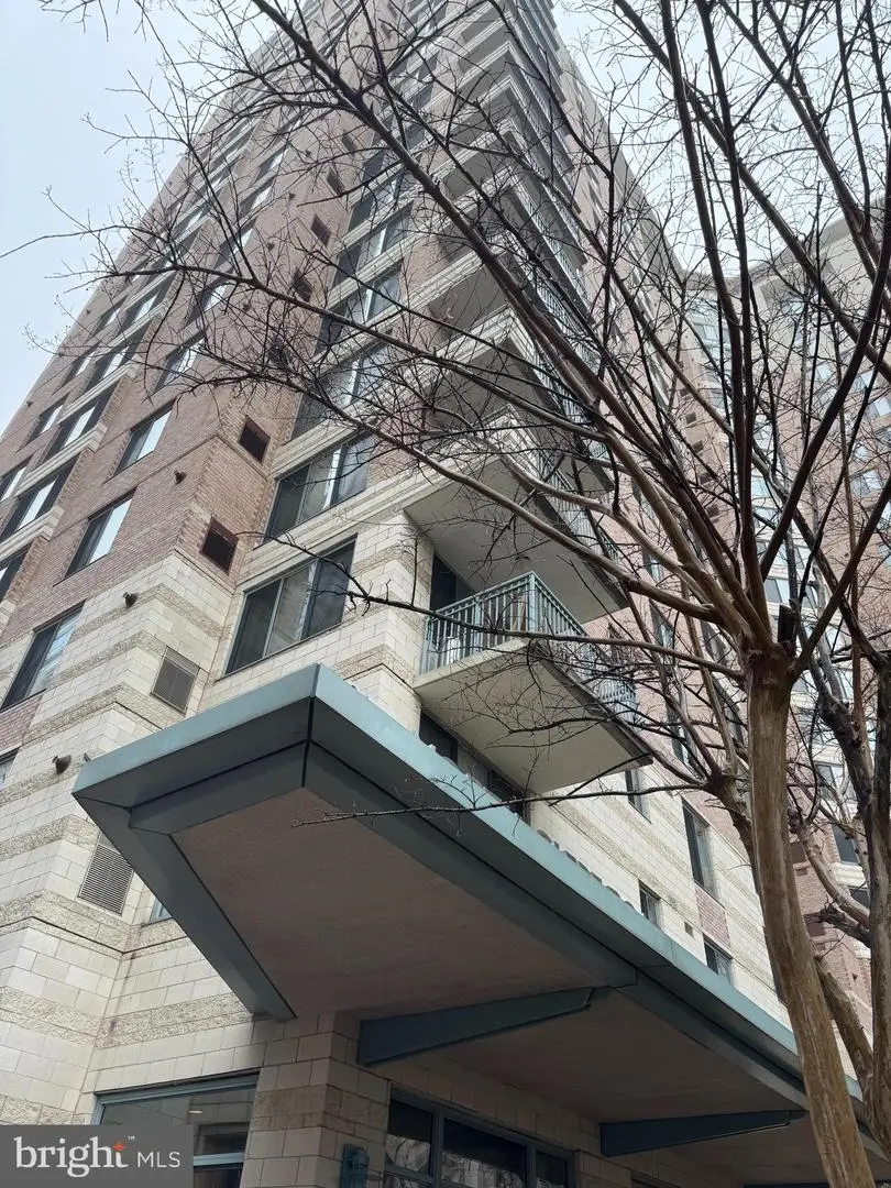 851 N Glebe Rd #812, Arlington, VA 22203 - #1