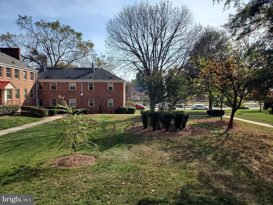 2707 Arlington Blvd #106, Arlington, VA 22201 - #2