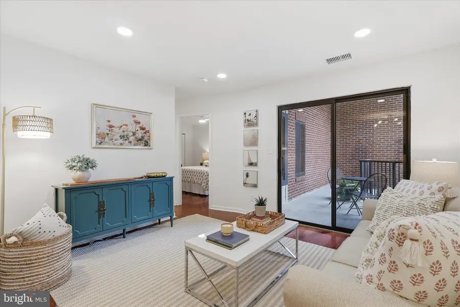 1020 N Stafford St #405, Arlington, VA 22201 - #2