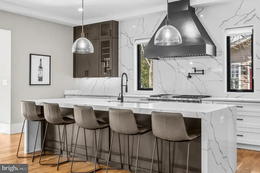 650 N Jackson St, Arlington, VA 22201 - #2