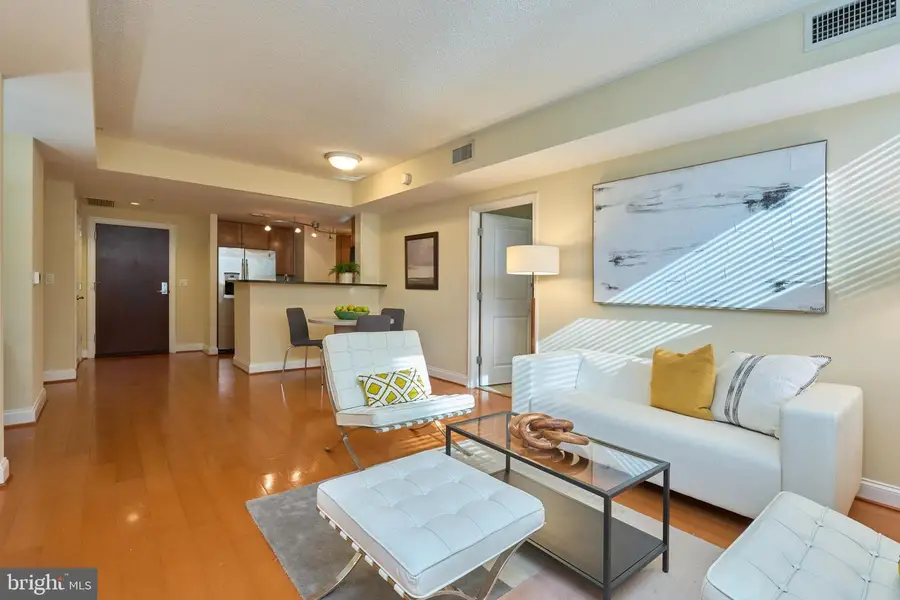 1020 N Highland St #422, Arlington, VA 22201 - #2