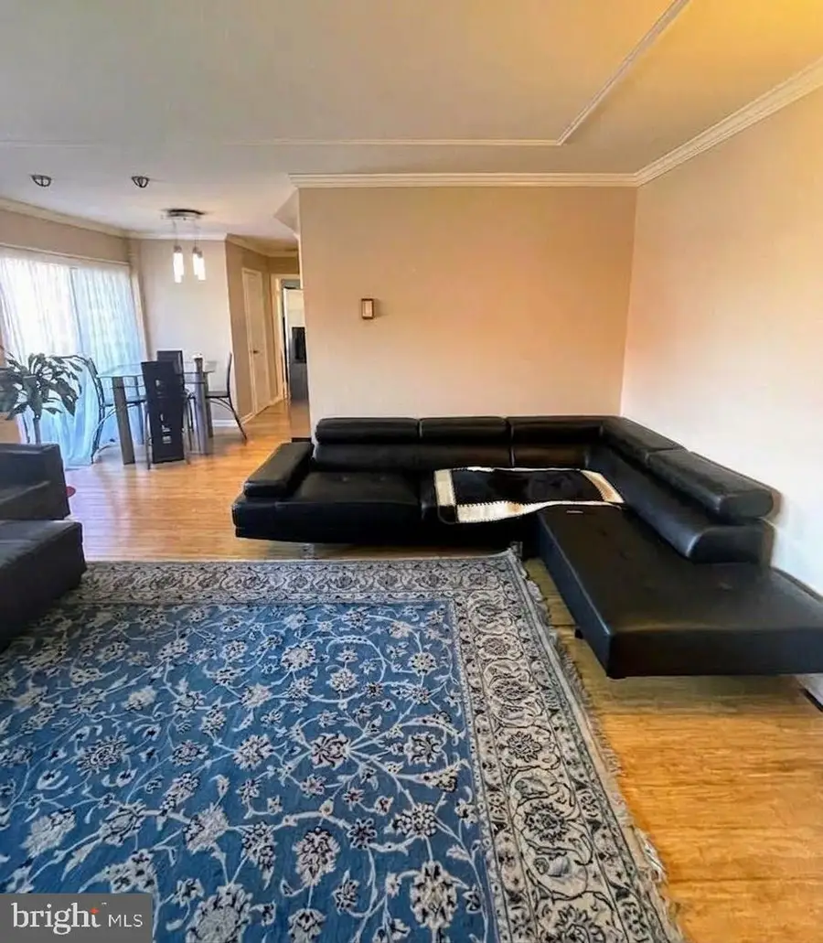 1521 S George Mason Dr #10, Arlington, VA 22204 - #3