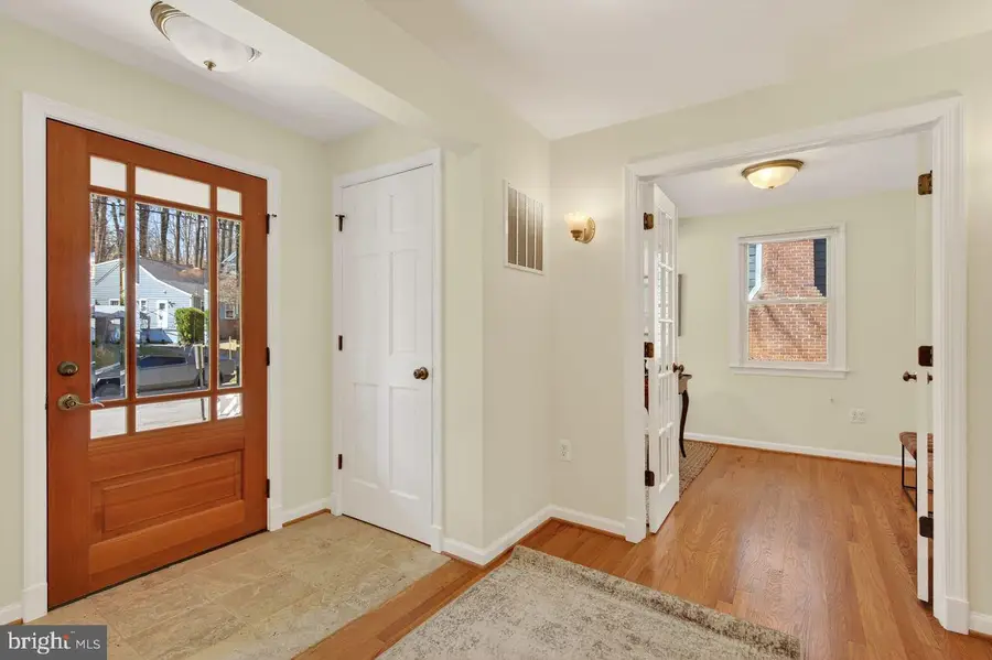 1301 N Quintana St, Arlington, VA 22205 - #3